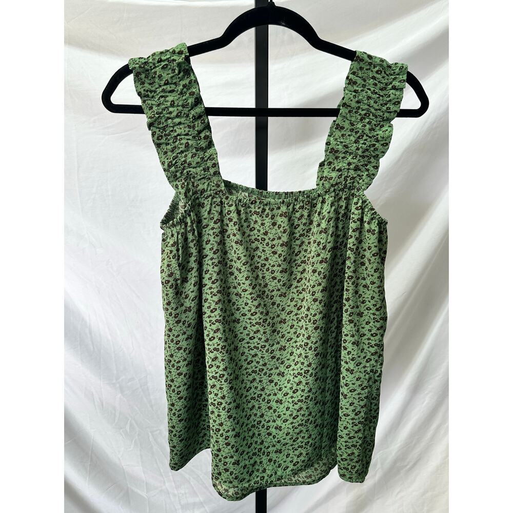 Pretty Garden Cottagecore Floral Sleeveless Blouse Ruched Shoulder Olive M NWOT - Picture 2 of 4
